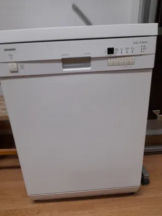 Lavavajillas Siemens Lady of Spain, está muy nuevo