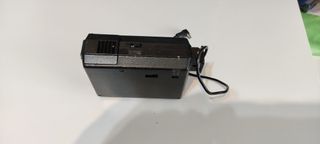 Cámara Yashica MG-1 con funda