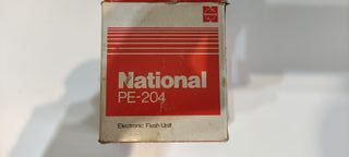 Cámara Yashica MG-1 con funda