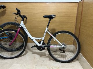 Bicicleta montaña niña/mujer blanca y rosa
