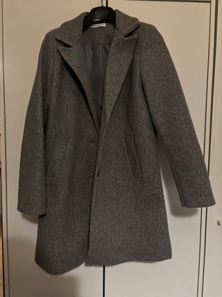 Abrigo gris