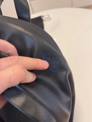 Mochila Guess Negra Cuero