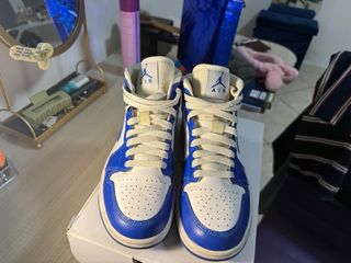 Jordan 1 Mid Kentucky Blue