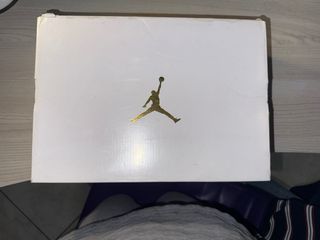 Jordan 1 Mid Kentucky Blue