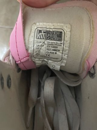 Patines rosas talla infantil