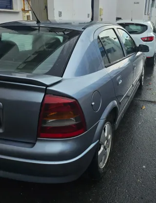 Opel Astra 2004