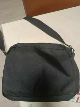 Bolso bandolera Amaya Arzuaga negro