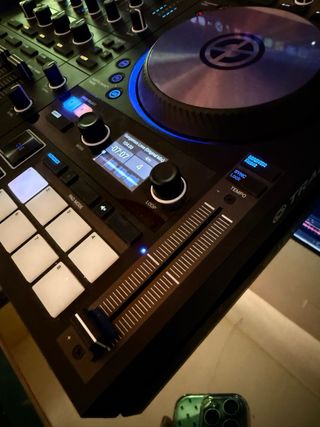 Controladora DJ Native Instruments Traktor S4 MK3