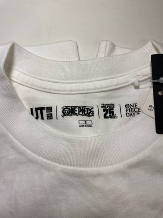 Camiseta UNIQLO One Piece 25th Aniversario Talla S