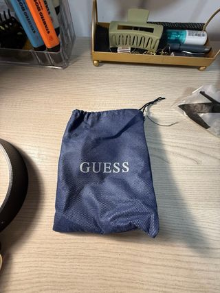 Cintura Guess double face nera e oro