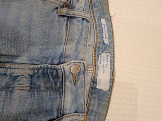 Pantalones vaqueros Bershka rotos