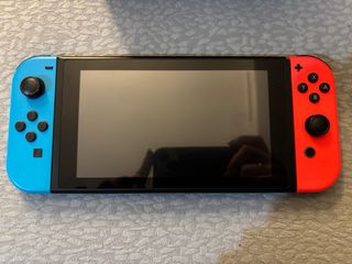 Nintendo Switch Azul y Rojo