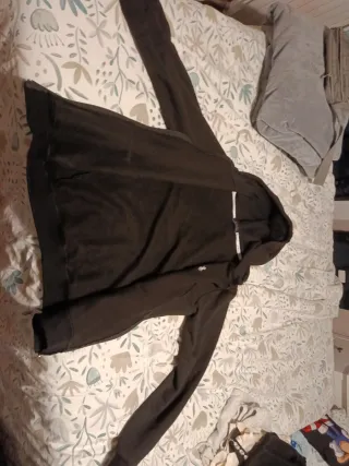 Sudadera Negra Cremallera