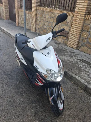 Yamaha Jog RR