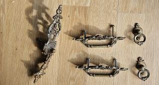 Herrajes antiguos dorados