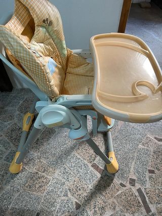 Seggiolone pappa con fantasia animali