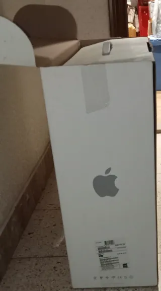 Scatola originale di iMac Apple da 20 pollici (modello A1224)