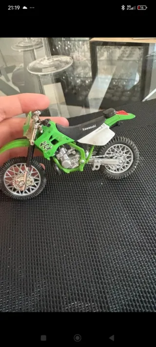 Miniatura Moto Kawasaki KLR 650