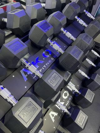 Equipo de gimnasio COMPLETO  NO SE VENDE SUELTO