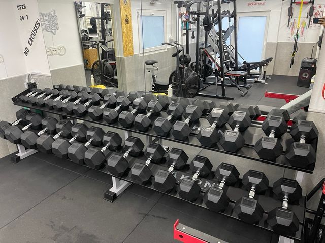 Equipo de gimnasio completo