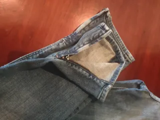 Pantalones vaqueros Guess azules