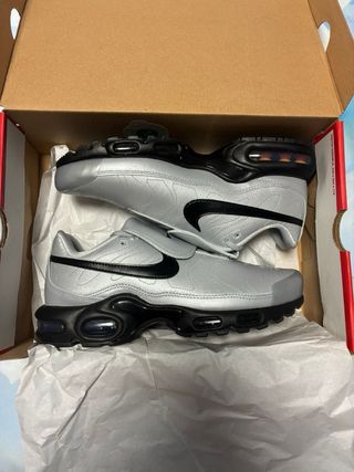 Nike Air Max Plus Talla 42 (26.5cm)