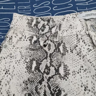 Jeans skinny estampado Zara