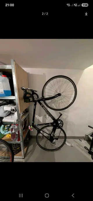 Soporte vertical para bicicleta