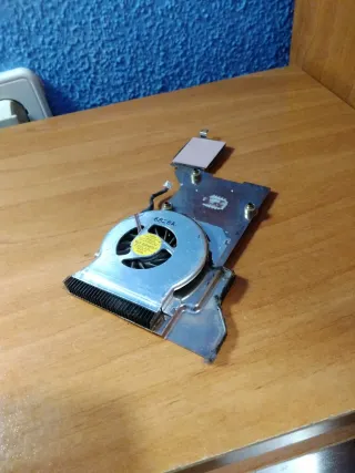 Ventilador disipador Lenovo portátil