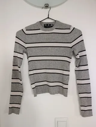 Jersey fino de rayas gris