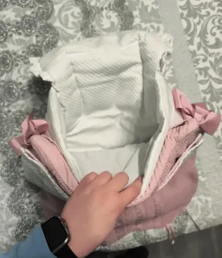 Saco capazo bebé rosa empolvado