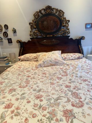 Cama antigua isabelina de caoba