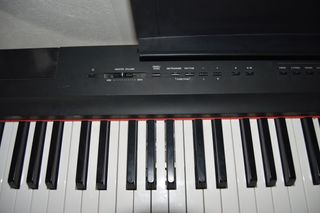 Yamaha P-125B Teclado Electrónico