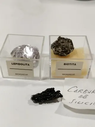 Lote minerales, piedras semipreciosas y monedas