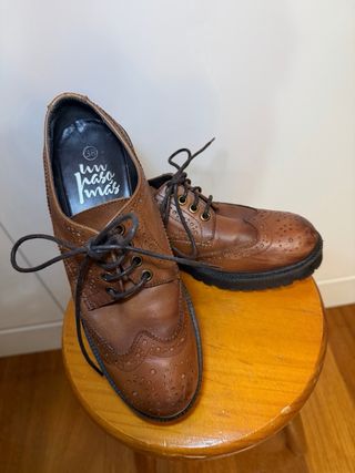 Zapatos Un Paso Más Oxford Marrones