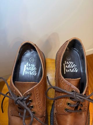Zapatos Un Paso Más Oxford Marrones