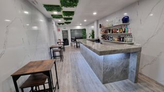 Urge Oportunidad!:traspaso 2 locales por 29.900€