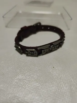 Pulsera Diesel Roja y Plateada