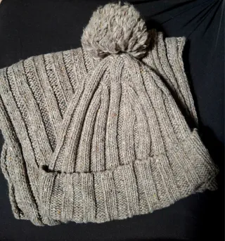 Set sciarpa e berretto invernale