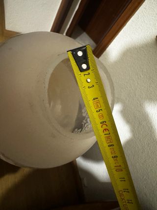 Lámpara antigua de cristal y metal