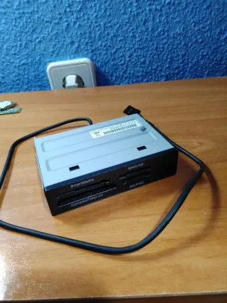 Lector Tarjetas Memoria 5 en 1