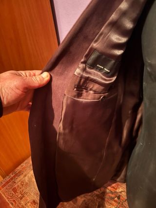 Chaqueta Zara Man color chocolate