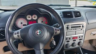 Alfa Romeo 147 1.9JTDm 150cv Selective