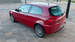 Alfa Romeo 147 1.9JTDm 150cv Selective