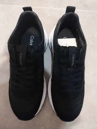 Zapatillas Calvin Klein Negras y Blancas Nuevas