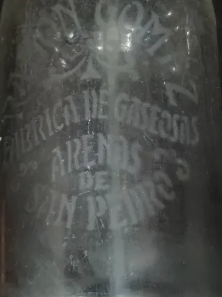 Sifón antiguo Arenas con cabeza de plomo