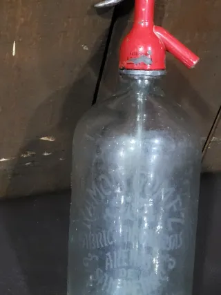 Sifón antiguo Arenas con cabeza de plomo