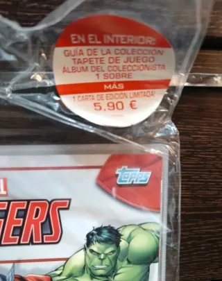 Album AVENGERS + 50 sobres+ Tin Hero Attax