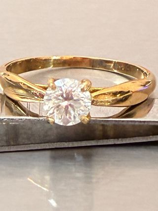 Anillo Oro 18k Diamante 0.71ct VS2/F