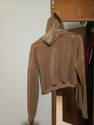 Ropa de uso en buen estado